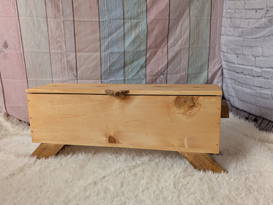 Pine Wood Chest