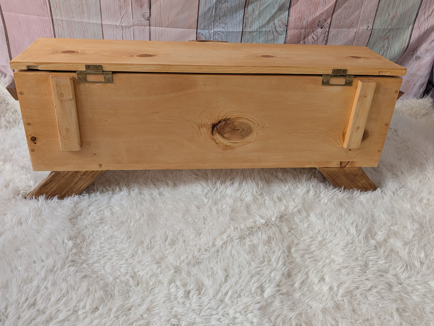Pine Wood Chest